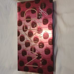 Naked Urban Decay Cherry Vault